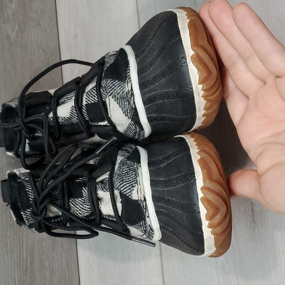 Sorel Women Madewell X Out N About Ankle Plaid Duck Saltwater Boots shoe - Picture 6 of 13